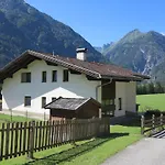 Haus Herma Apartamento